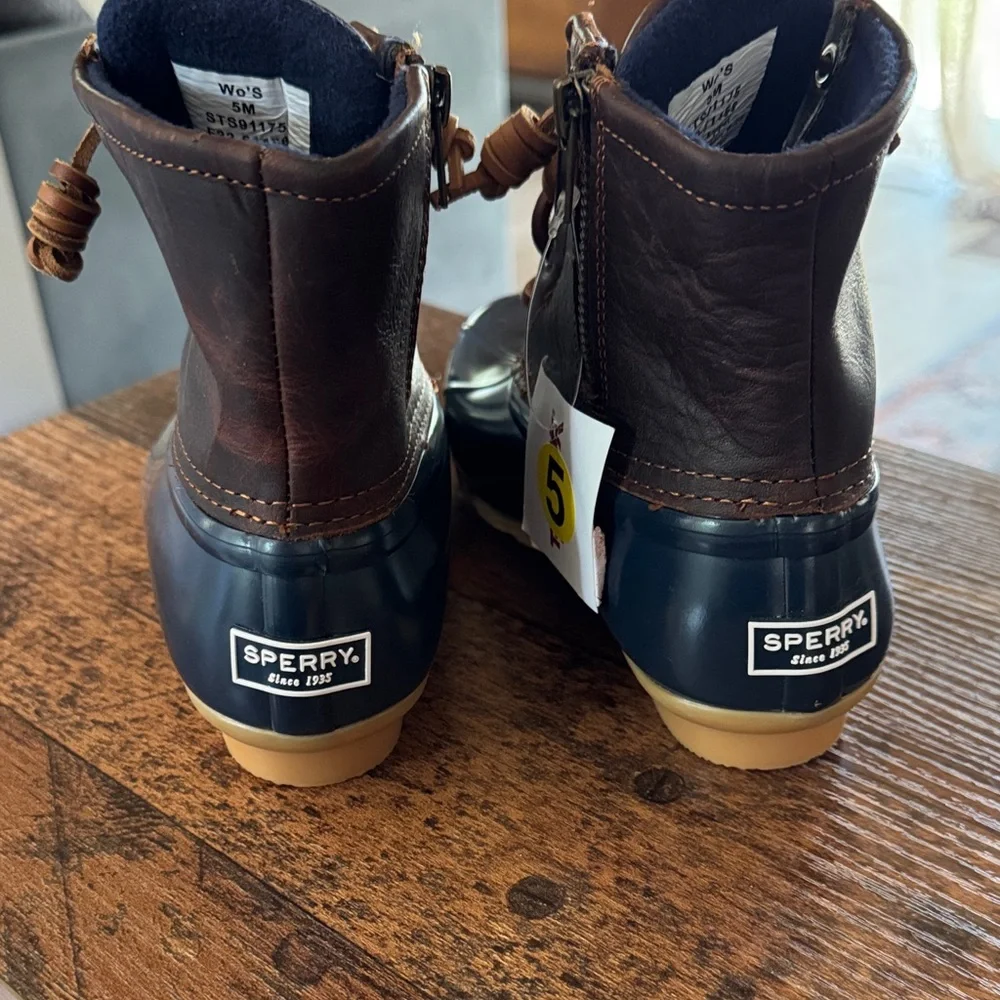 Sperry classic duck
